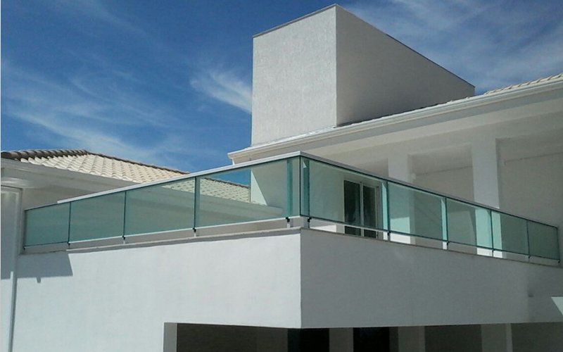 Guarda-Corpo e Proteção de Vidro – RedGlass Vidraçaria em Atibaia SP